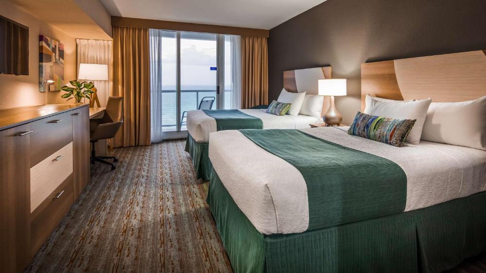 Double Room with Two Double Beds - Ocean Front  interior