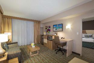 Corner King Room with Balcony - Ocean Front/Non-Smoking interior